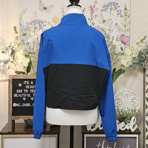 JUICY COUTURE | HIGH MOCK NECK CROPPED PULLOVER - NWOT! - Picture 7 of 10